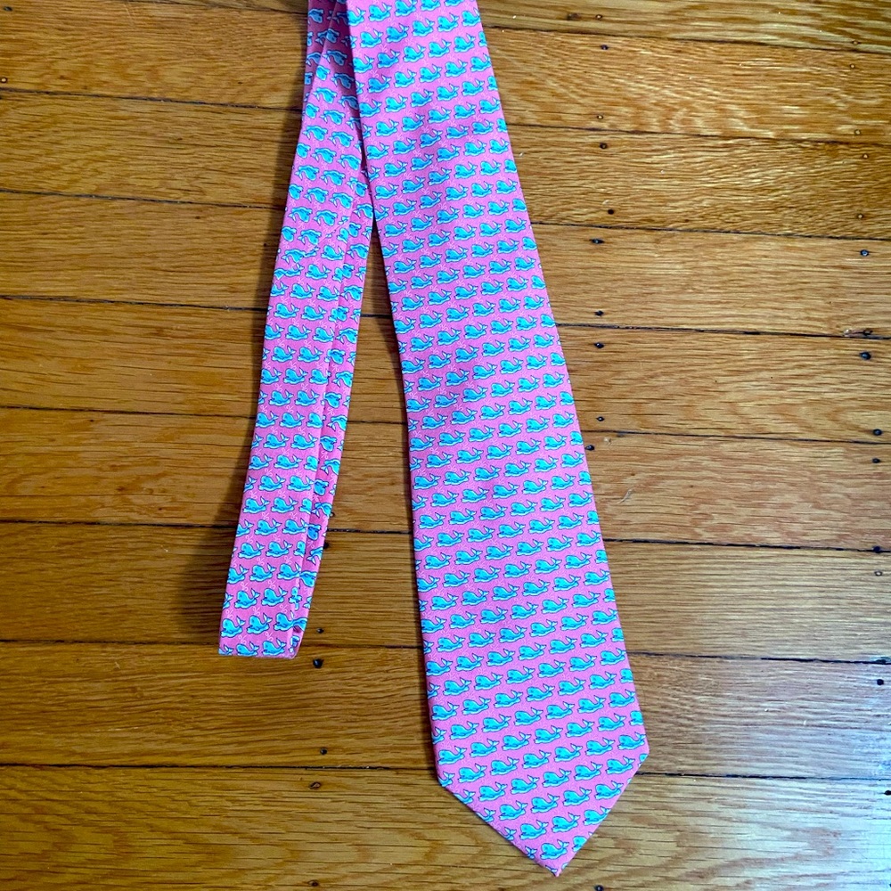 Vineyard Vines Whale Tie